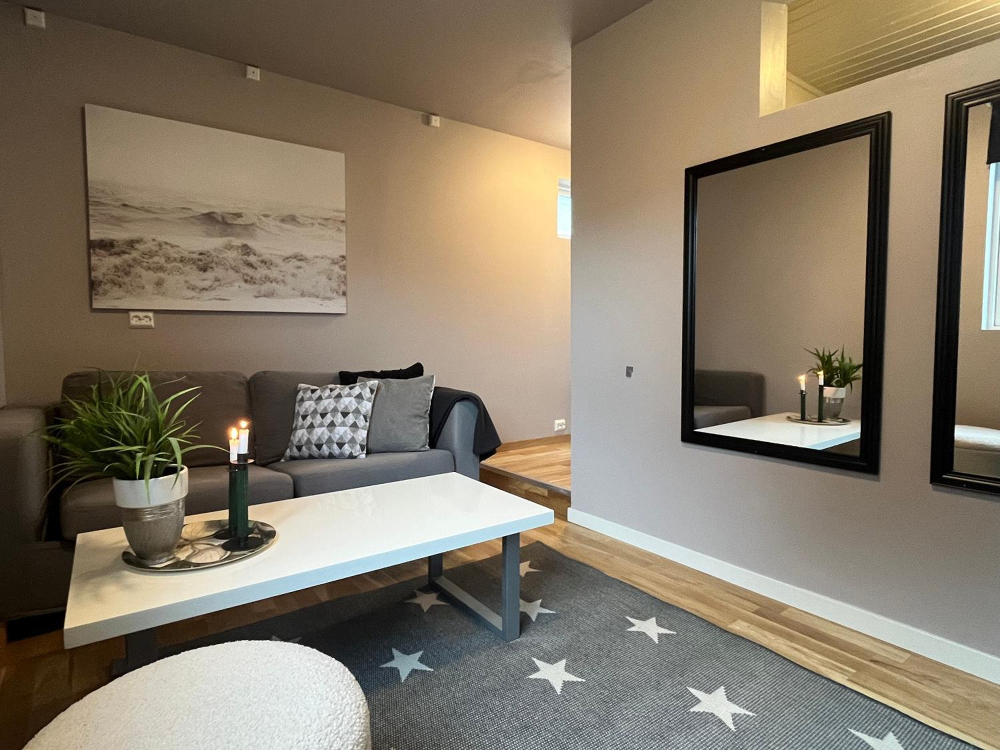 Five Apartments - Boutique Тромсе Екстер'єр фото